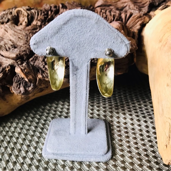 Vintage Costume Etched Gold Tone Geometric Drop Post 1.25” Earrings - Picture 2 of 10